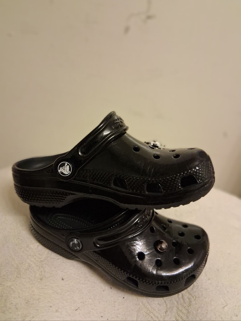 Kids Black Slip-On CROCS Clogs SizeJ1 - Picture 7 of 16